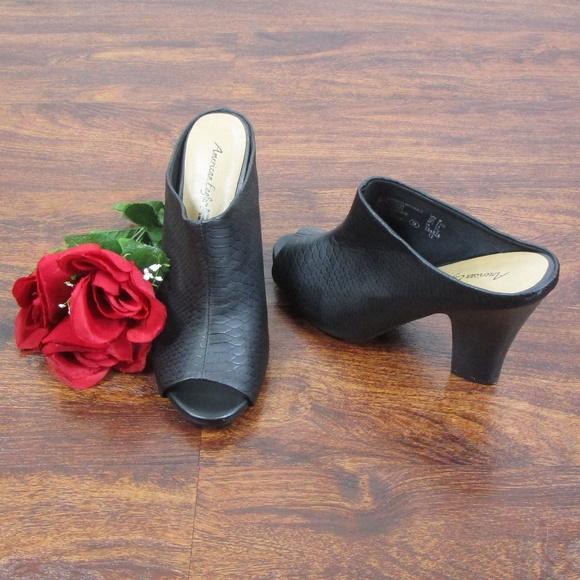 American Eagle Outfitters Shoes - American Eagle Snake Print Mules Black Size 9